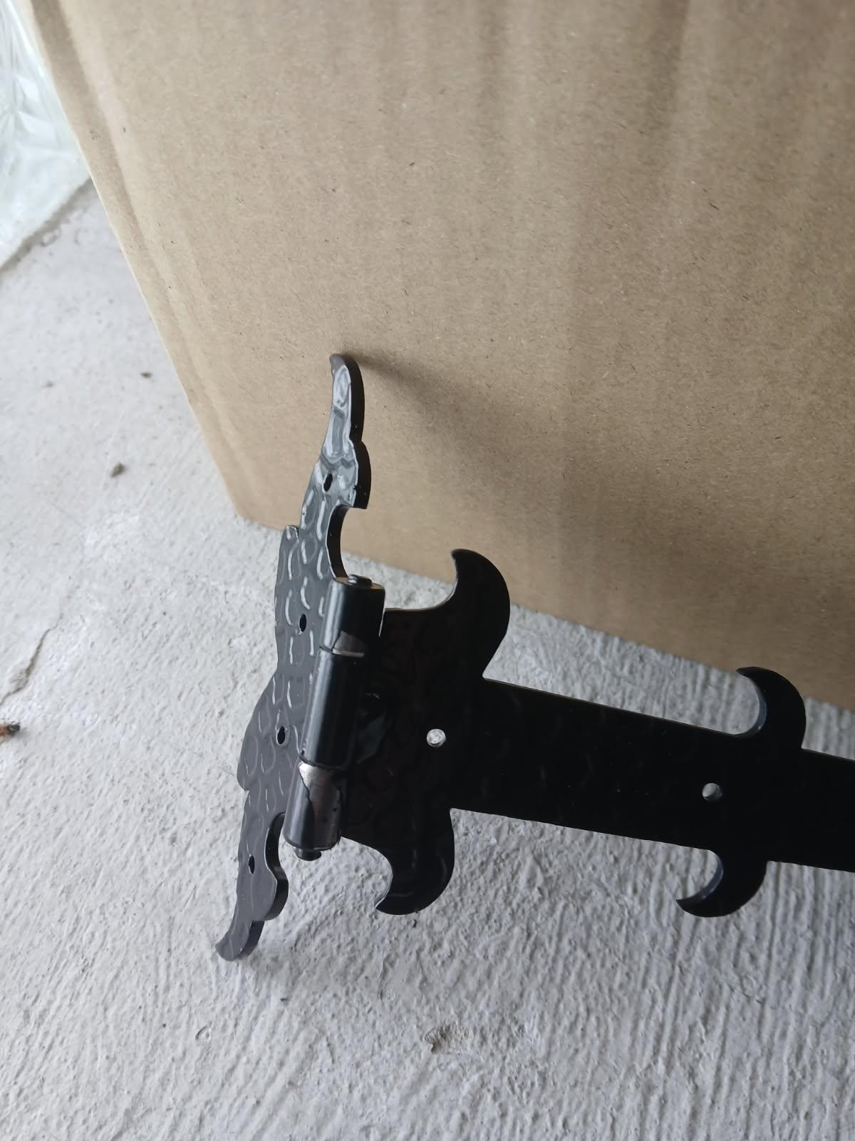 DOPREDAJ Kovanie ozdobné, 131 x 232 x 3 mm, RAL9005 matná