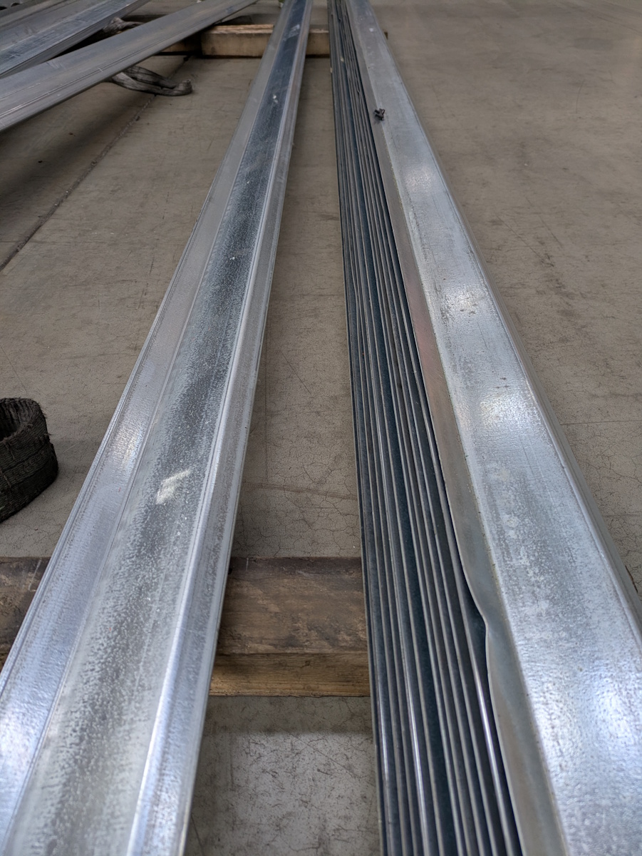 Poškodený Z lamela 23 x 60 x 25 x 1,5 x 4000 mm, pozink
