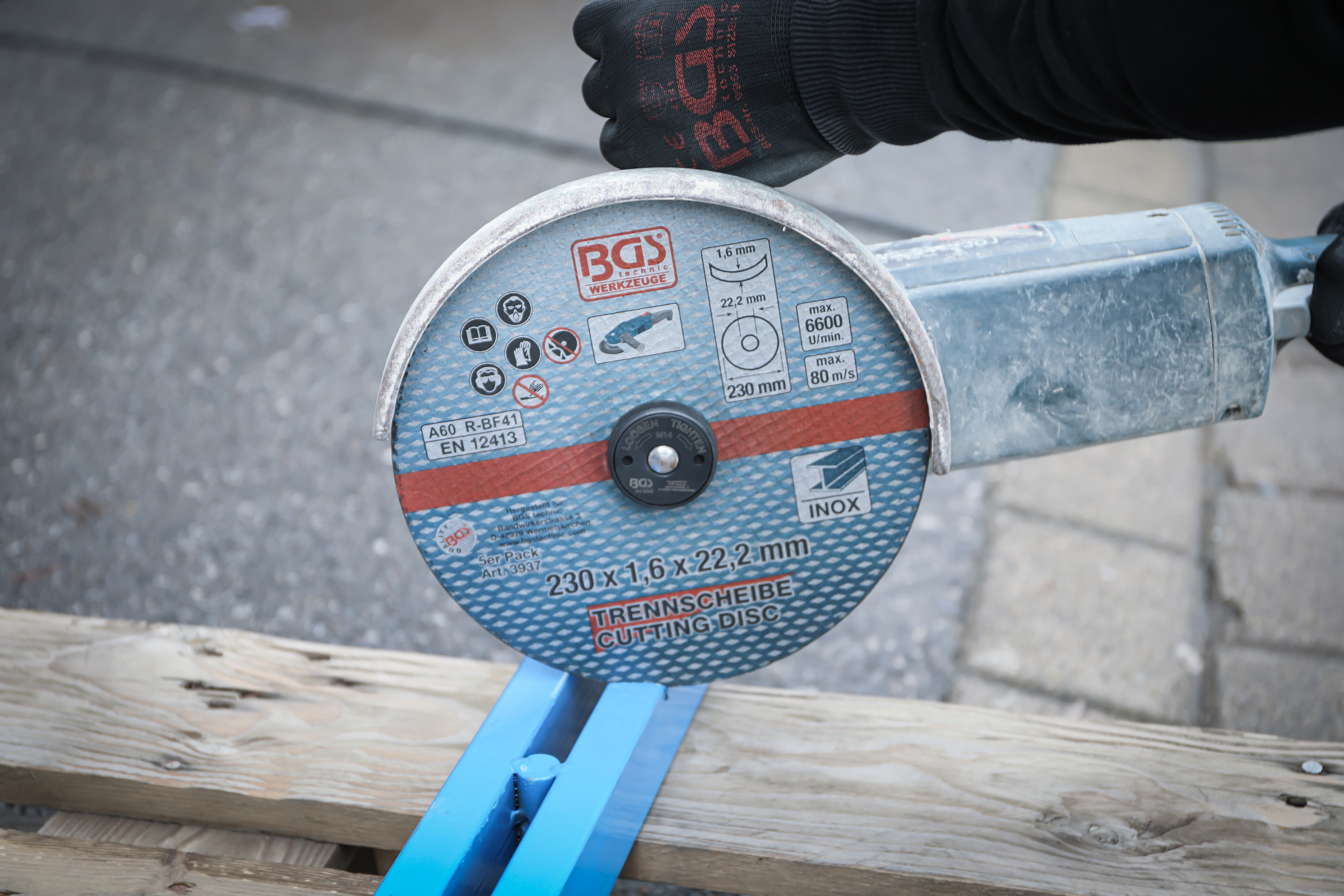 Rýchlospojka na uhlovú brúsku M14