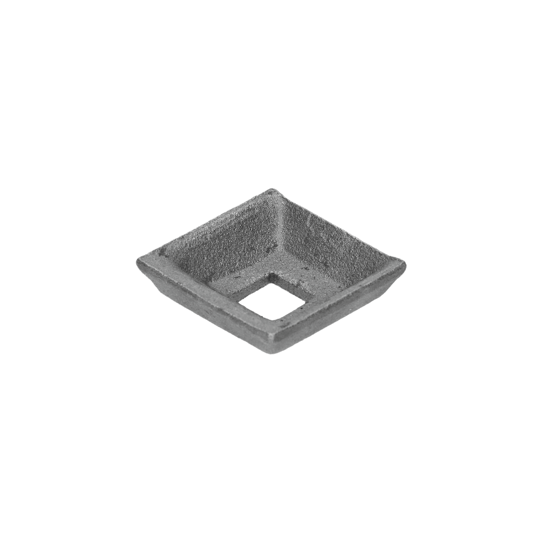 Krytka kovaná 42 x 42 x 13 mm s otvorom 15 x 15 mm, odliatok