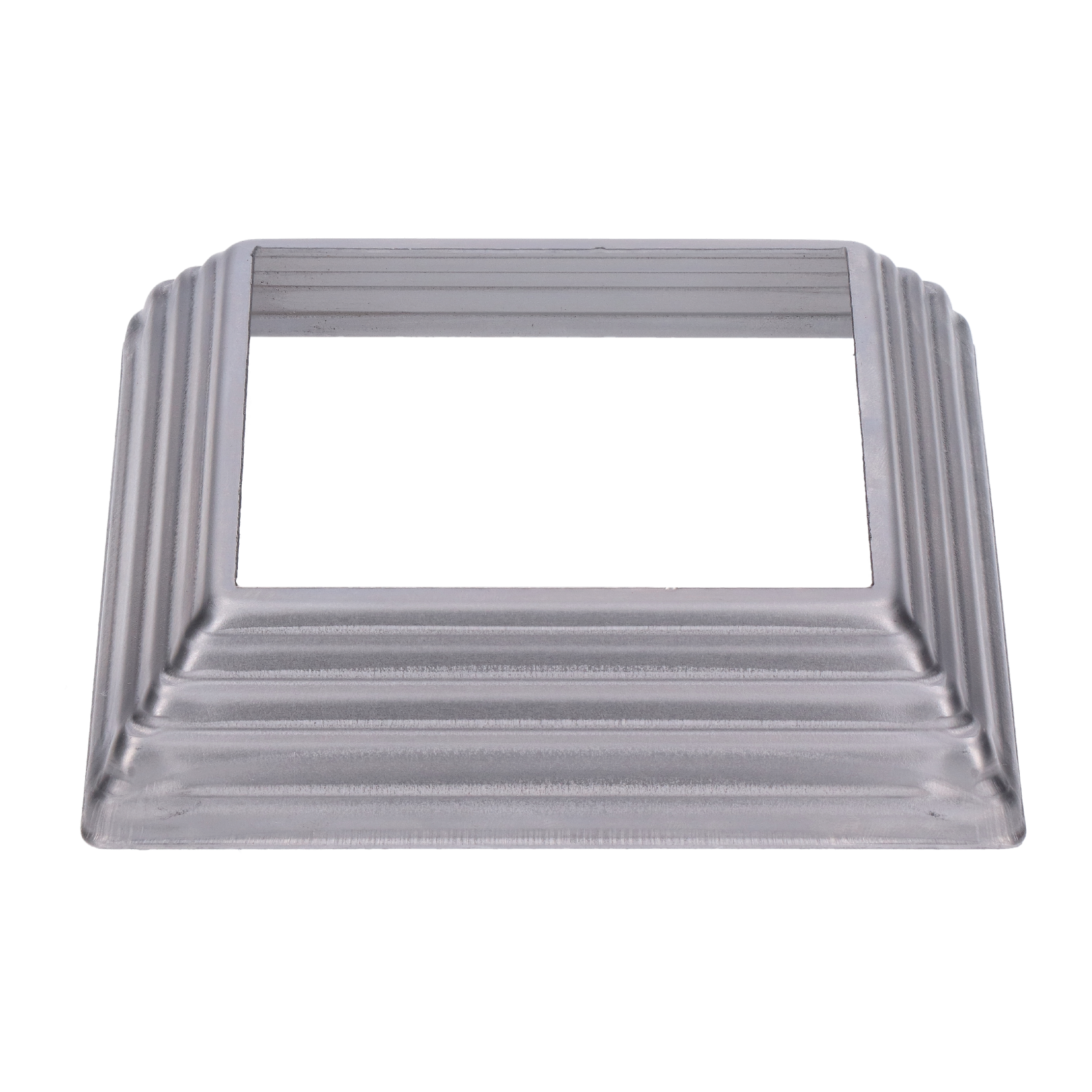 Krytka, plech, 122 x 122 x 29 mm, diera 82 x 82 mm, výlisok