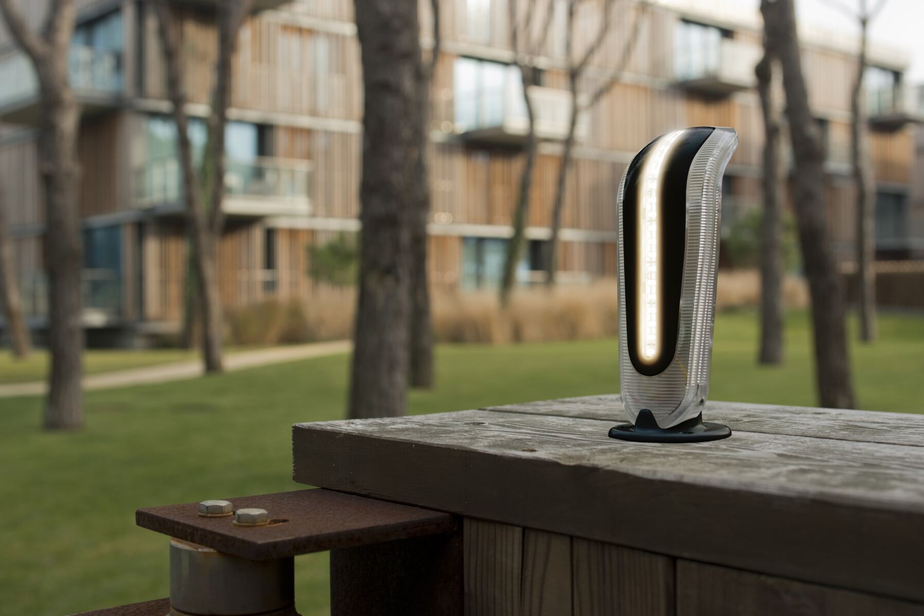 900ECLIPSE LED lampa ECLIPSE, 24 V, zabudovaná anténa