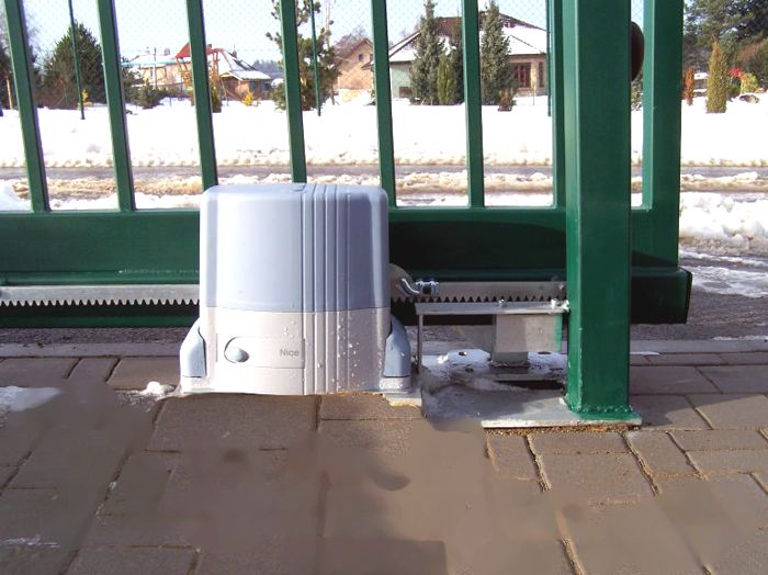 THOR1500KCE motor pre posuvnú bránu do 1500 kg